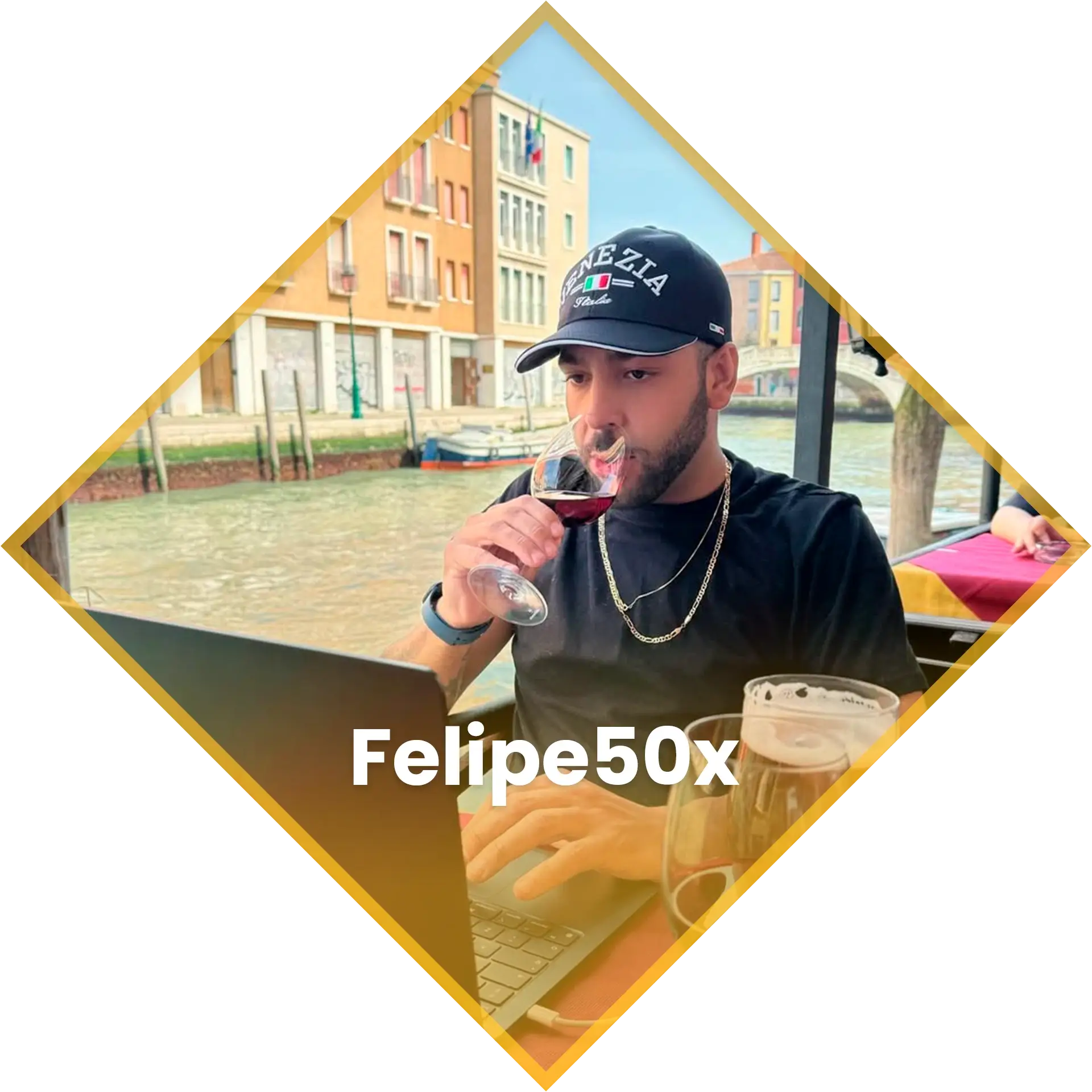 FELIPE50X-LOSANGO-1.webp